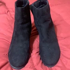 Nest Malibu heeled booties